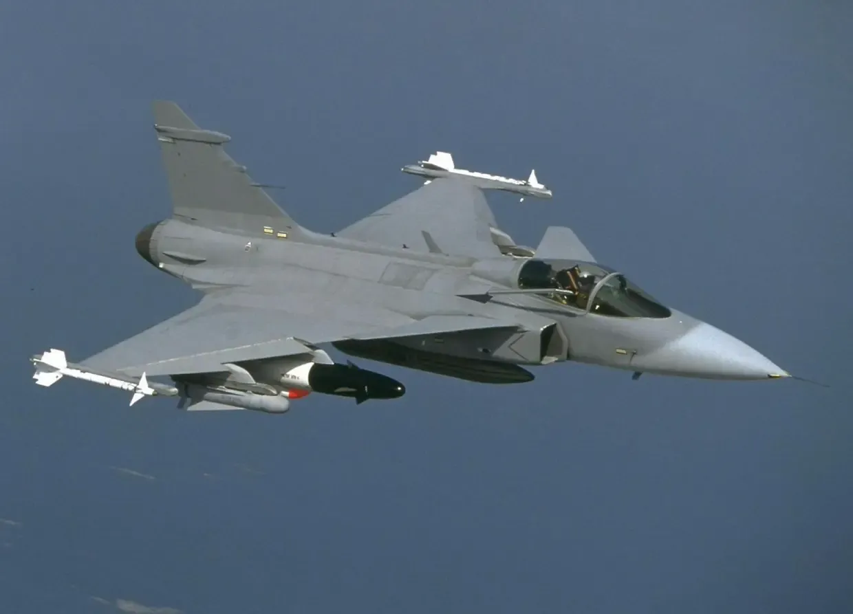 Der dramatische Moment, als russische Atombomber den EU-Luftraum betraten