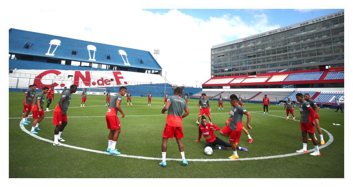 Channel TV, um Peru gegen Uruguay LIVE zu sehen: Sie stehen sich im Centenario-Stadion für die Qualifikation 2022 in Katar gegenüber (Foto: FPF)