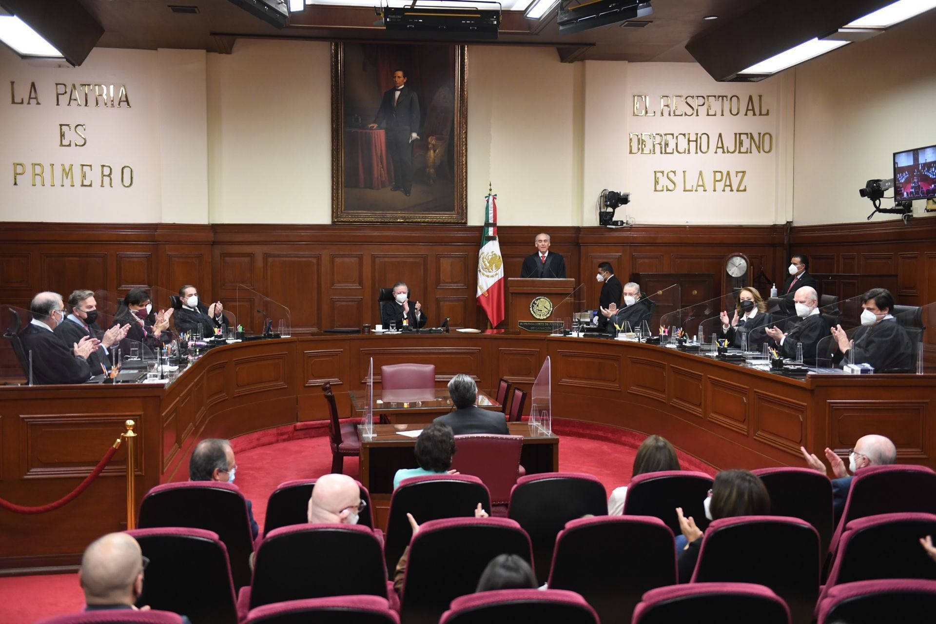 La Cour suprême de justice de la nation en session