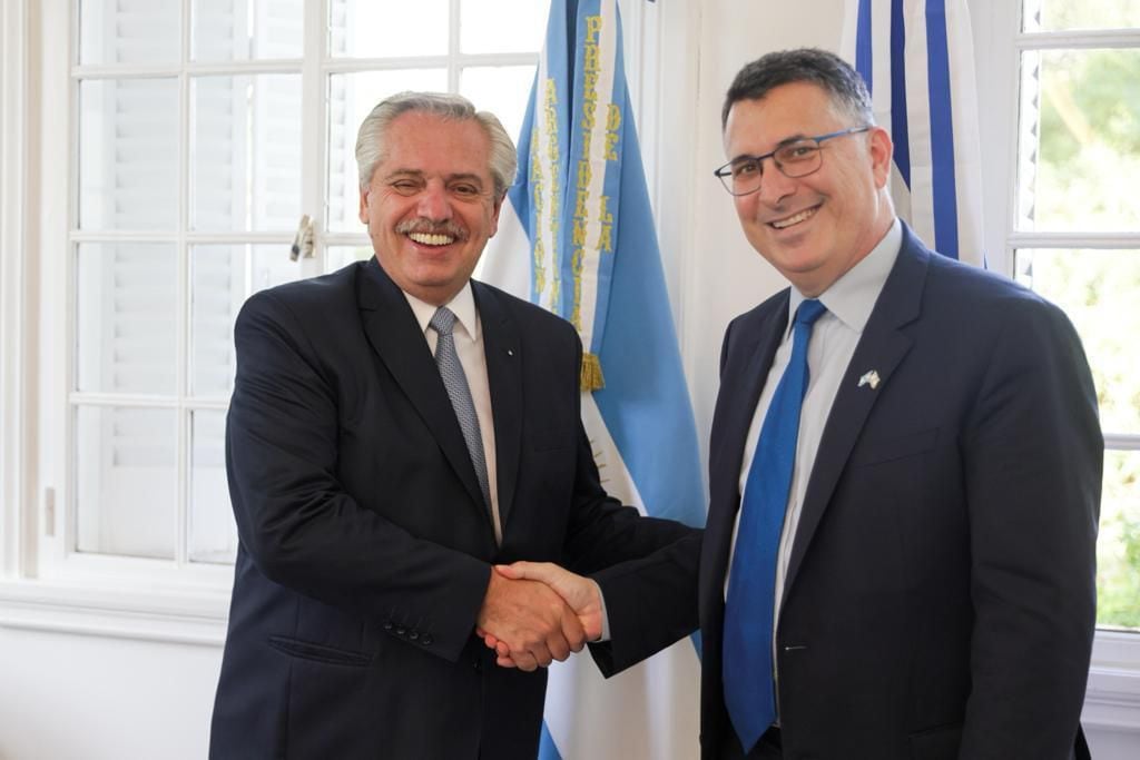 Alberto Fernández and Gideon Sa'ar