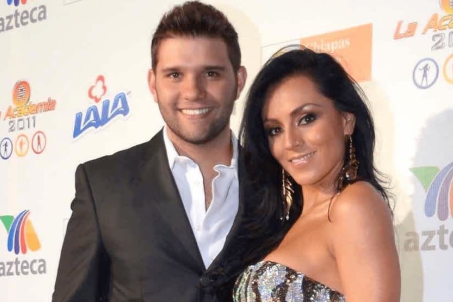 Ivonne Montero at a red carpet gala with Fabio Melanitto Photo: Latin Mamas/Mezcalent