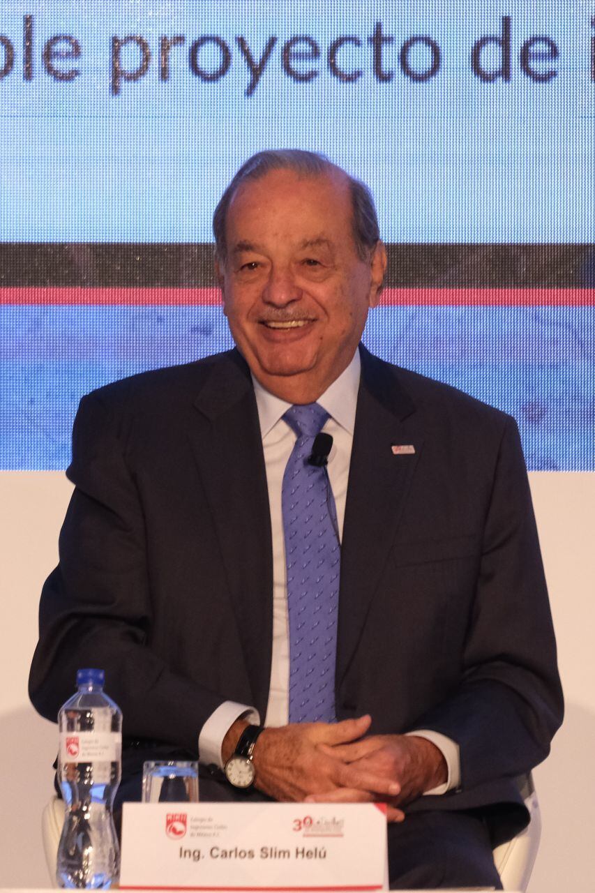 MEXICO CITY, 27NOVEMBER2019.- Engineer Carlos Slim Helú, during his participation in the 30th Congress of Civil Engineers of Mexico AC, which takes place in the WTC.PHOTO: GRACIELA LÓPEZ /CUARTOSCURO.COM